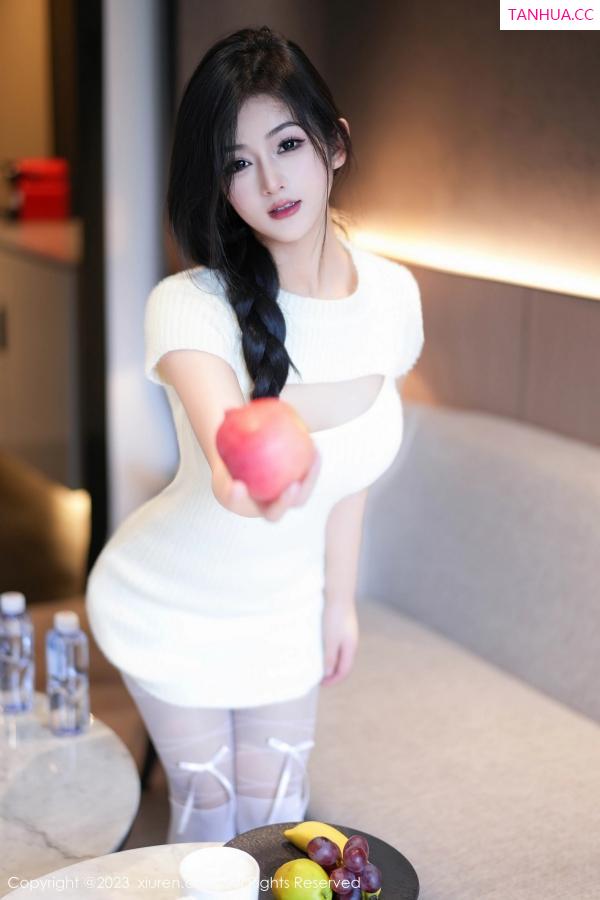   [XiuRen]高清写真图 2023.10.20 No.7541 谭小灵 丝袜美腿第3张图片